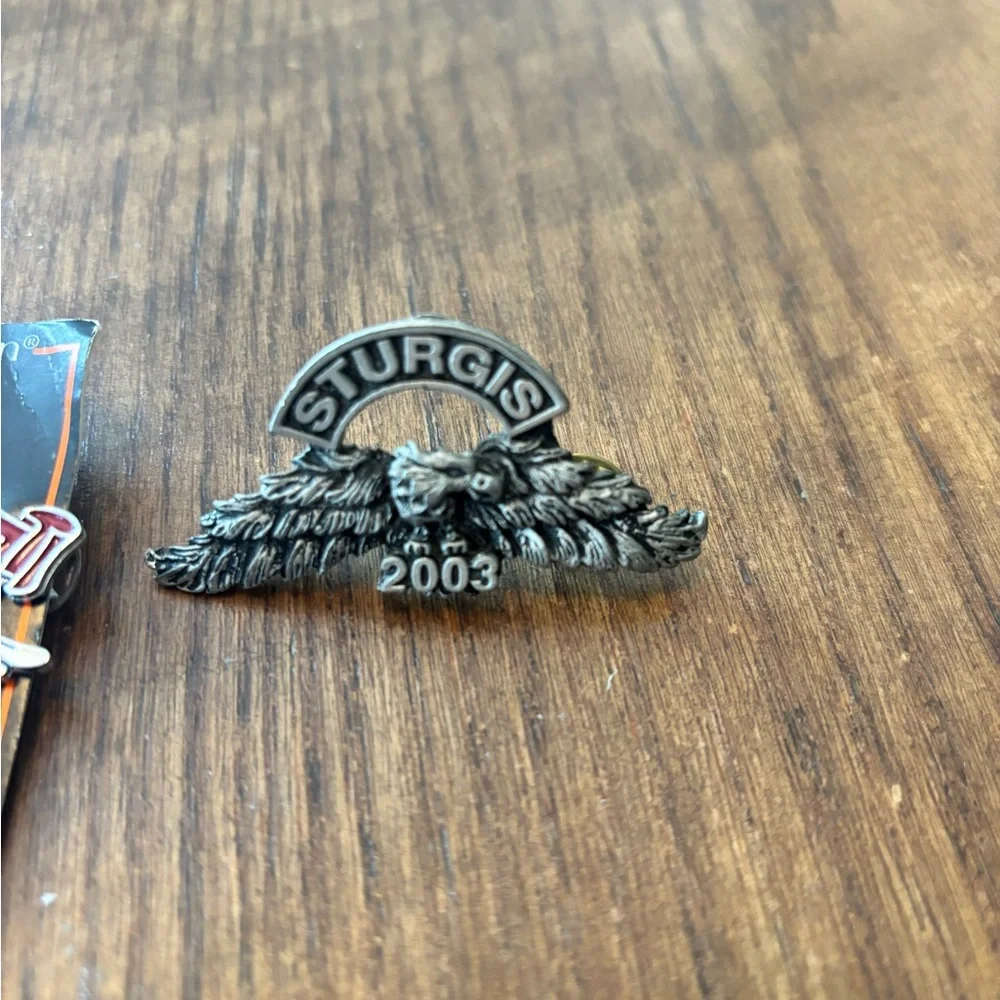 Harley-Davidson Silver and Red Jewelry Accessories‎